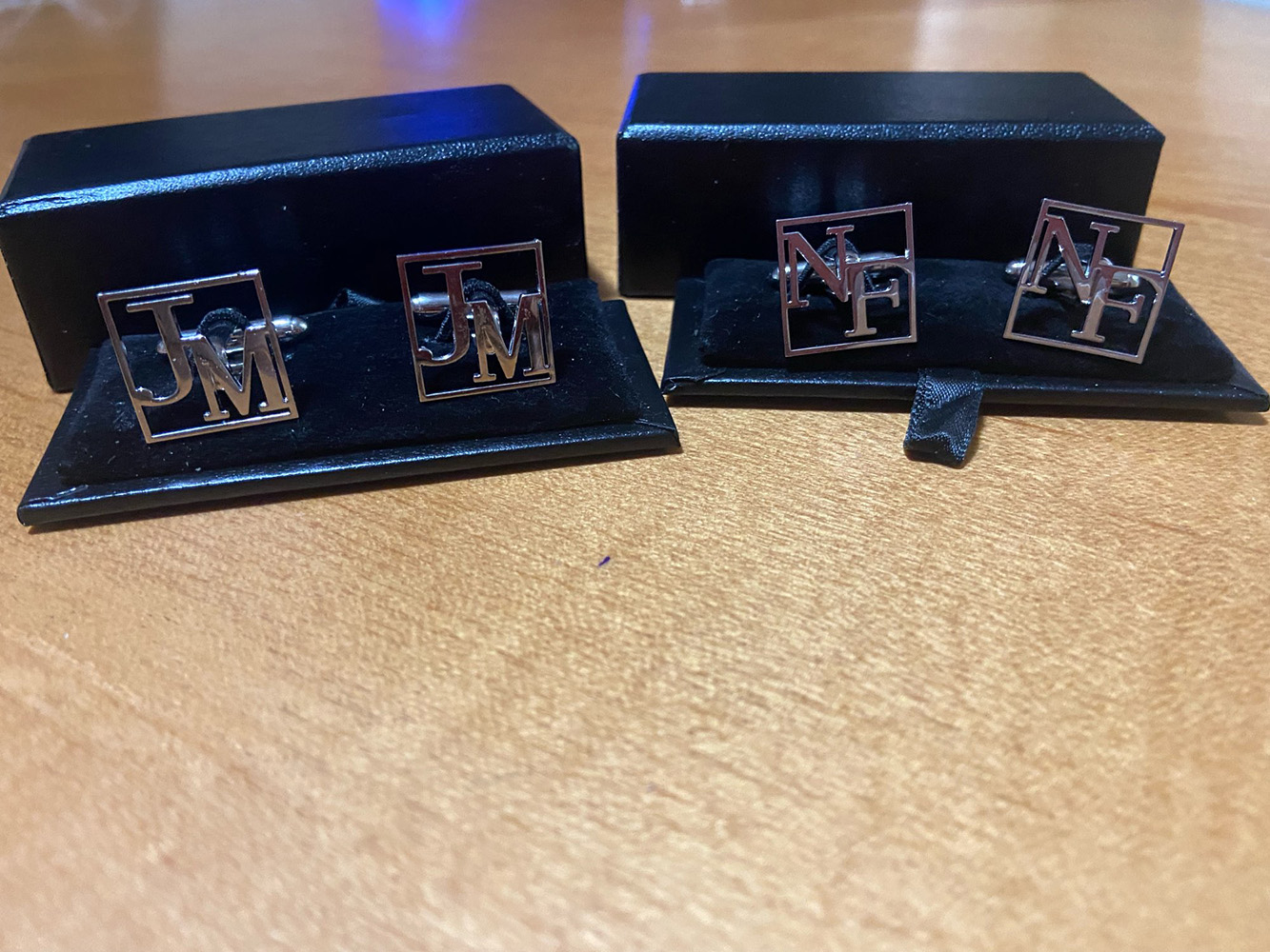 Custom Cufflinks for Mens Pers - огляд і ціна Men'S Formal Wear For A Wedding